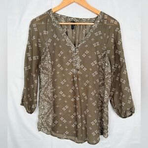 Maurices Sheer Boho Tunic Top Medium Olive Brown Henley Hi Low 3/4 Sleeve